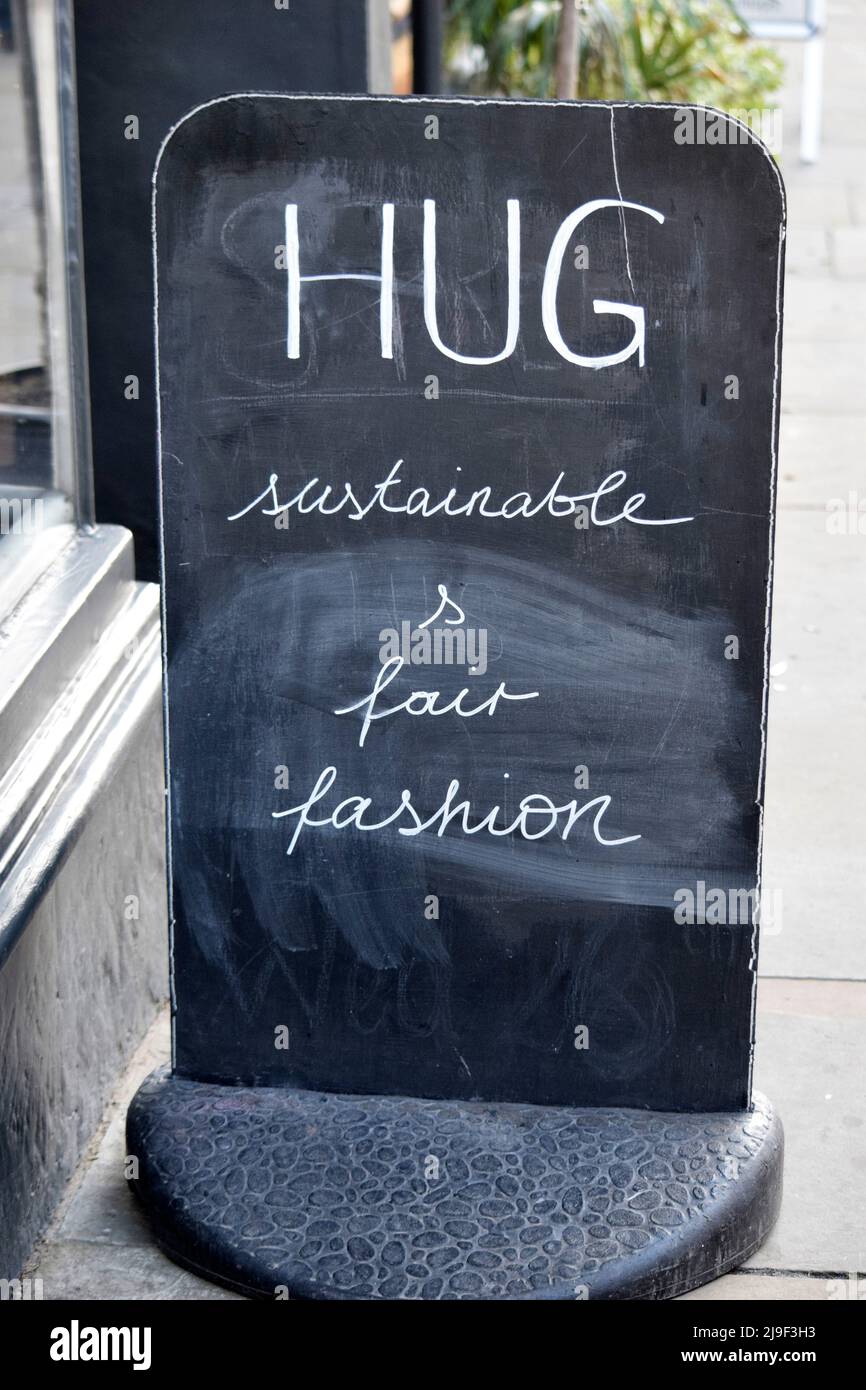 Panneau pour HUG durable et la mode équitable, ipwsich, angleterre Banque D'Images