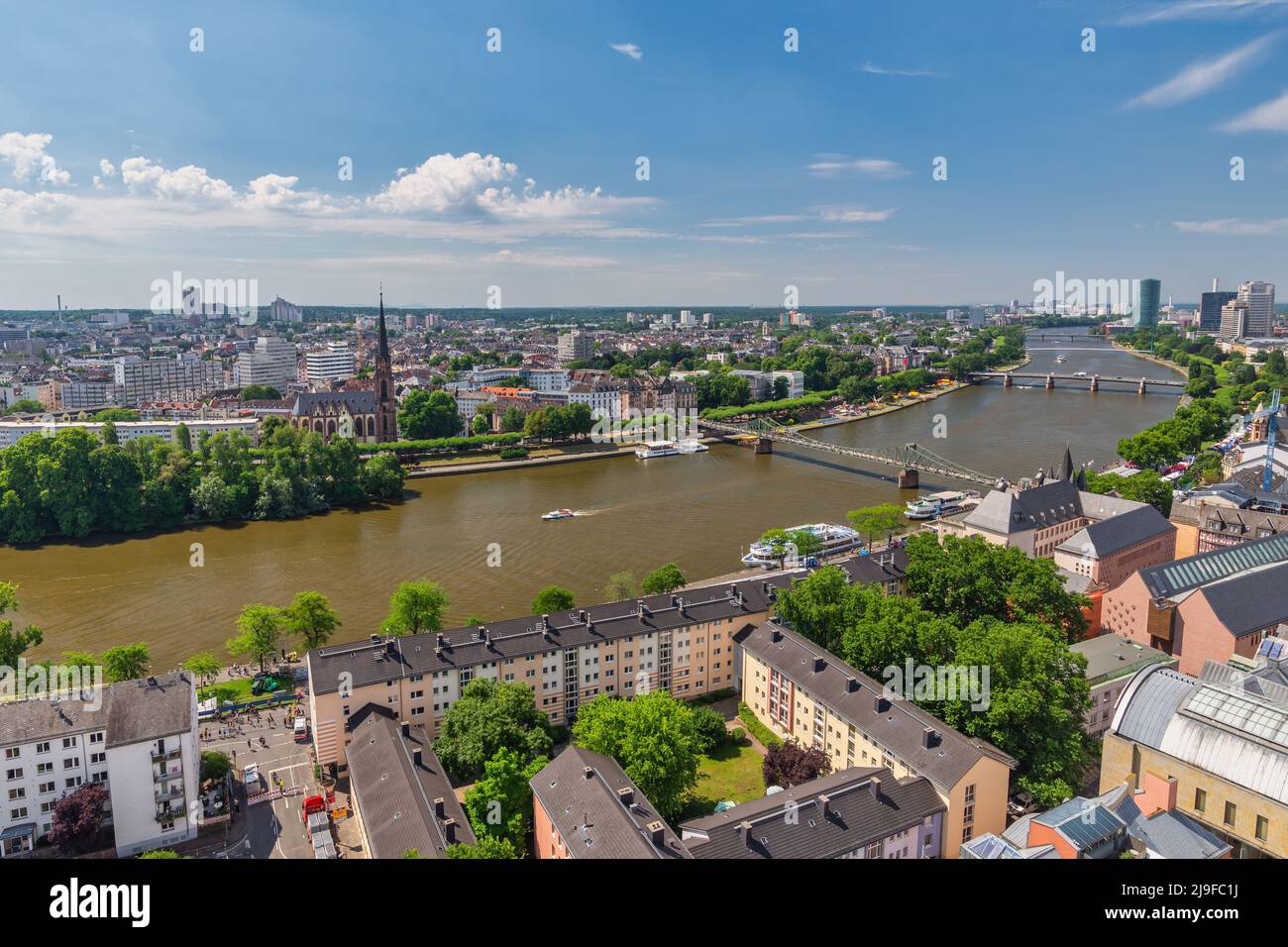 Francfort Allemagne, vue panoramique sur la ville à main River Banque D'Images