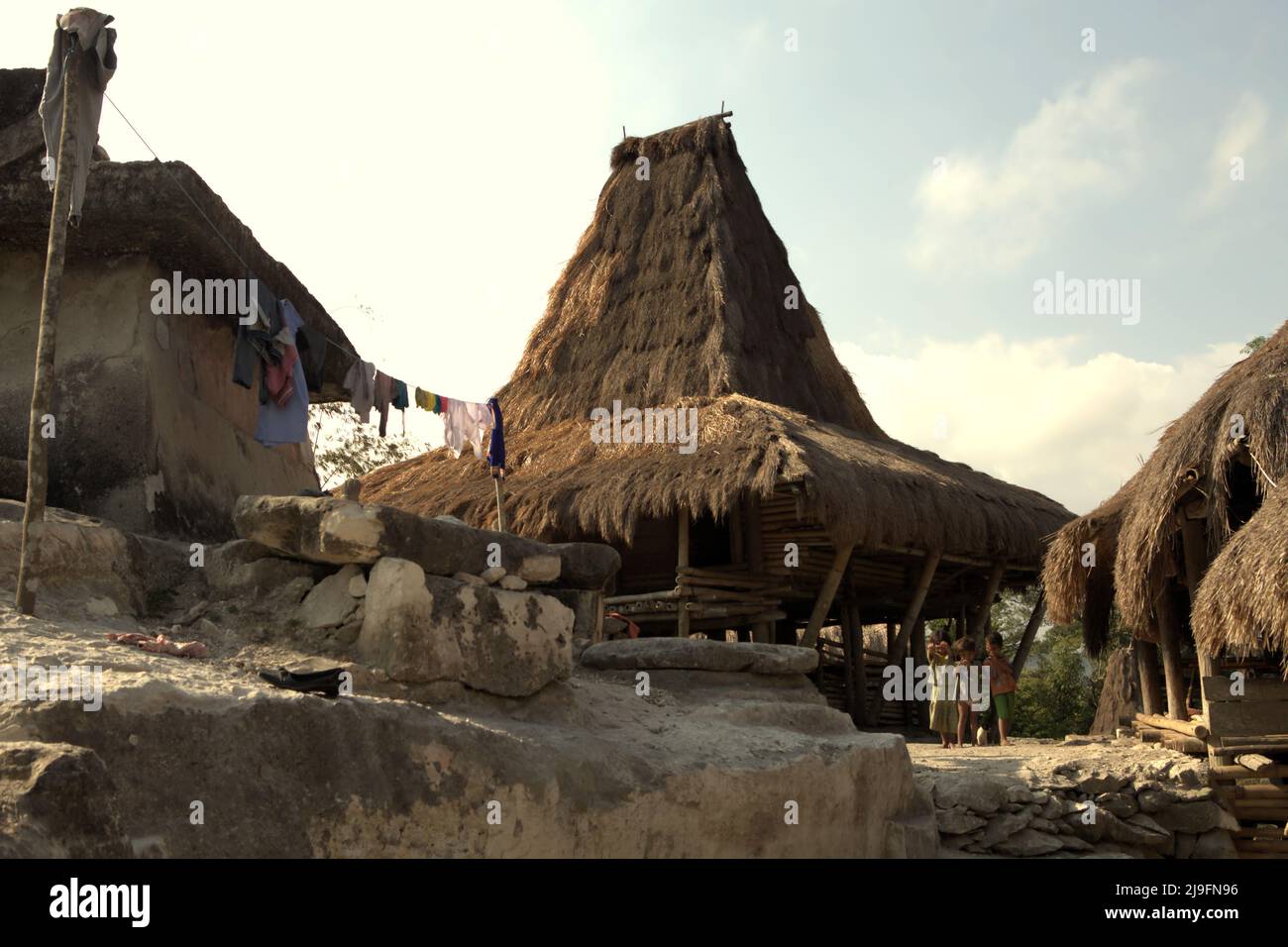 Peuplement traditionnel de Praijing à Tebara, Waikabubak, Sumba occidental, Nusa Tenggara oriental, Indonésie. Banque D'Images