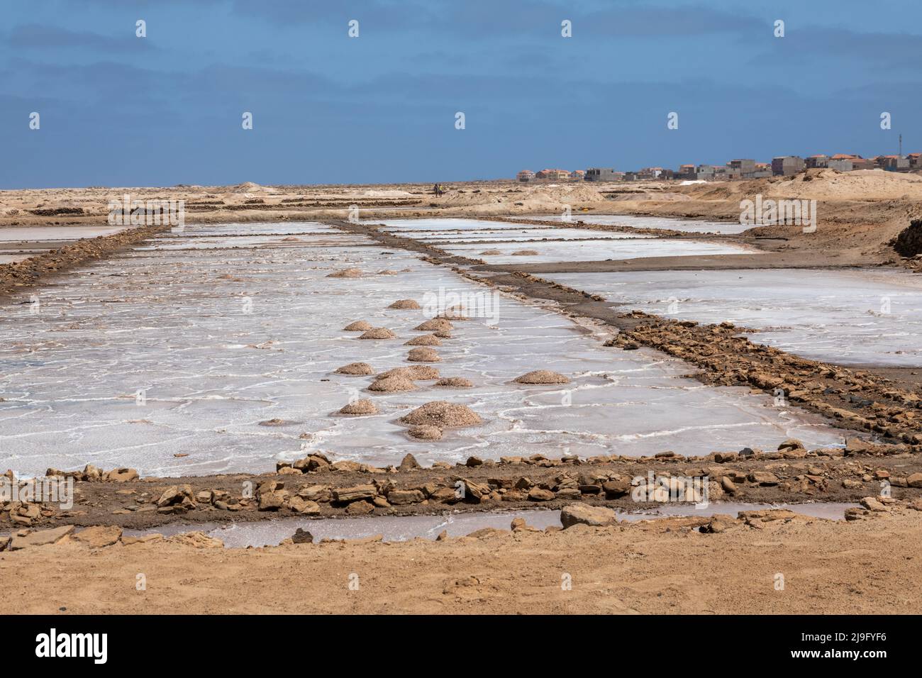 Étangs de sel de Santa Maria /Salinas de Santa Maria. Un paysage protégé d'étangs d'évaporation de sel, île de Sal, Cap-Vert, îles de Cabo Verde, Afrique Banque D'Images
