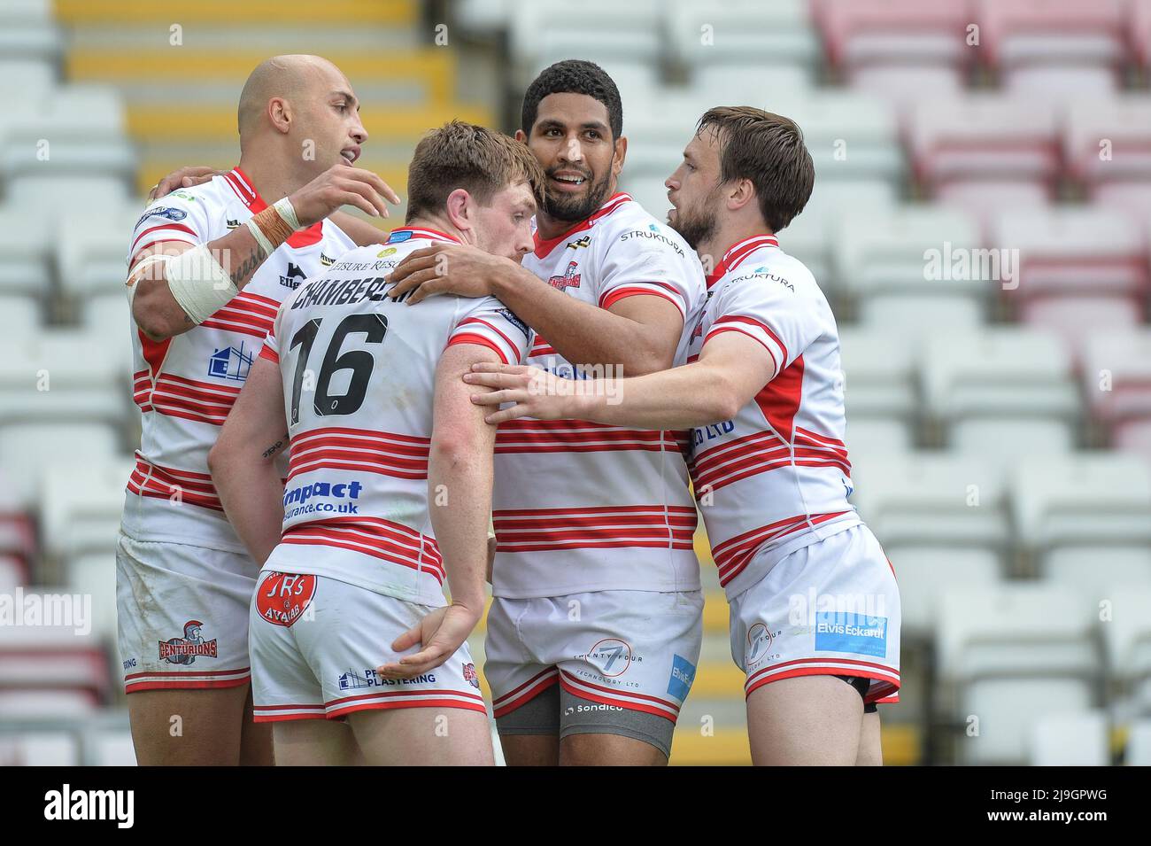 Leigh, Angleterre - 22nd mai 2022 - Ed Chamberlain des Centurion de Leigh célèbre son essai. Rugby League Betfred Championship Leigh Centurions vs Workington Town au Leigh Sports Village Stadium, Leigh, Royaume-Uni Dean Williams Banque D'Images