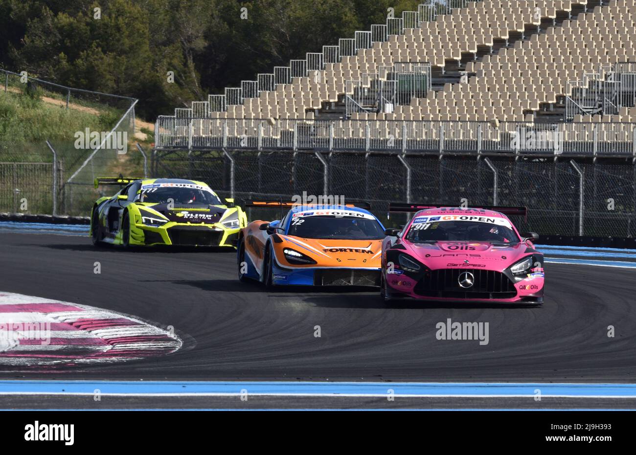 International GT Open 2022 sur le circuit Paul Ricard (France) - bataille entre Mercedes AMG GT, McLaren 720s GT3 et Audi R8 GT3 Banque D'Images