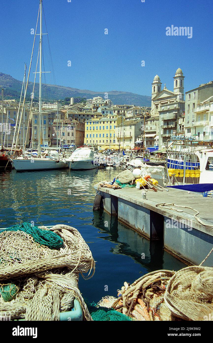 Vieille ville, port et église Saint-Jean-Baptiste de Bastia, Haut-Corse, Corse, France, Mer méditerranée, Europe Banque D'Images