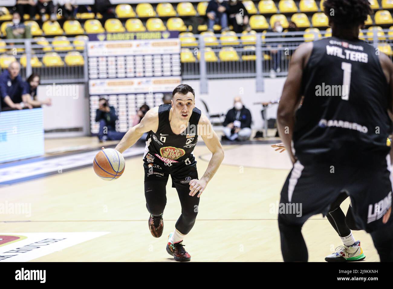 Alessandro Cappelletti (# 0 Udine) pendant la Reale MutuaTorino basket vs APU Old Wild West Udine championnat schip basket série A2 2021-2022 LBA Banque D'Images