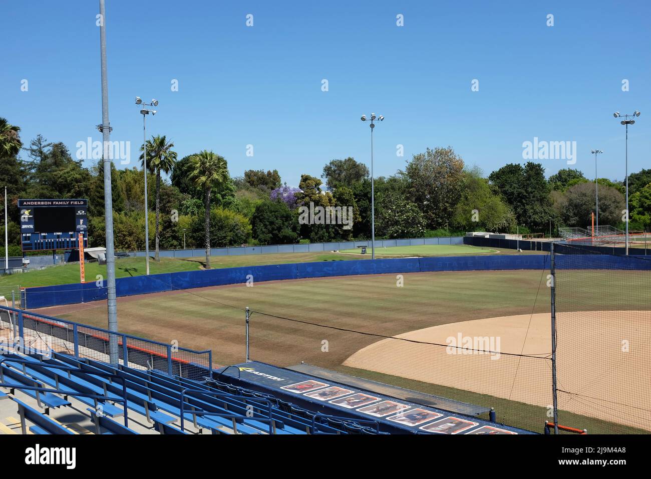 FULLERTON CALIFORNIA - 22 MAI 2020 : le terrain de la famille Anderson, stade de l'équipe de softball féminine Fullerton Titans de l'Université d'État de Californie. Banque D'Images