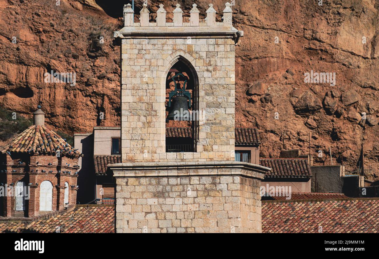 Tour du château de Belfry avec cloche, long coup de feu Banque D'Images