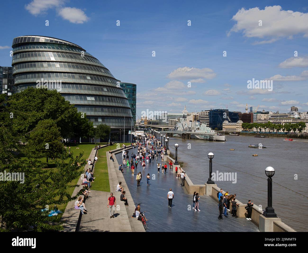 City Hall River Thames HMS Belfast Southbank Londres Banque D'Images