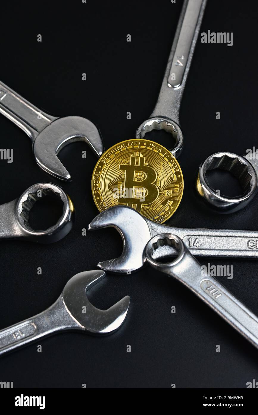 bitcoin avec outils de clé Banque D'Images