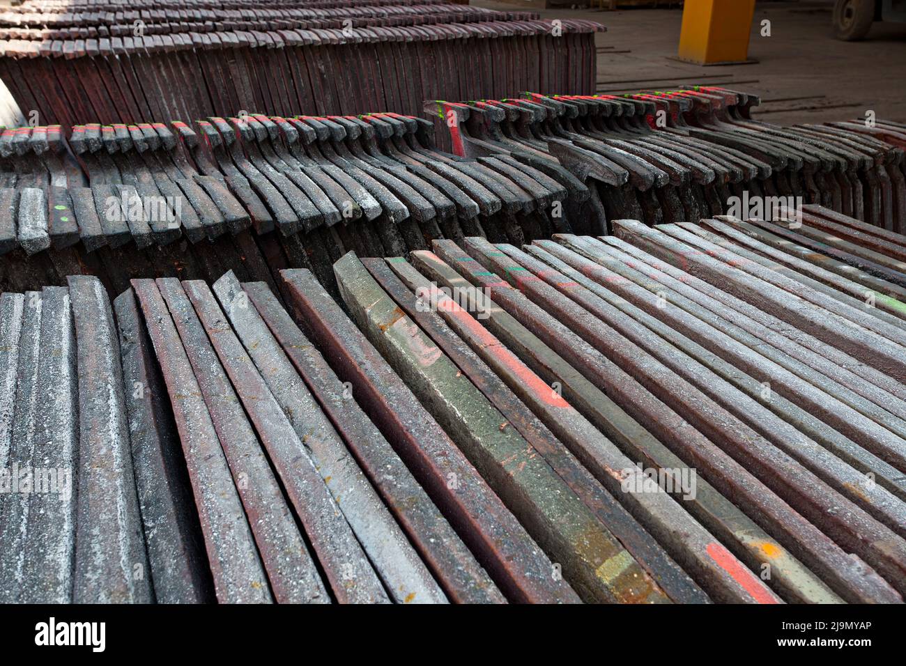 Plaques de cuivre empilées Banque D'Images