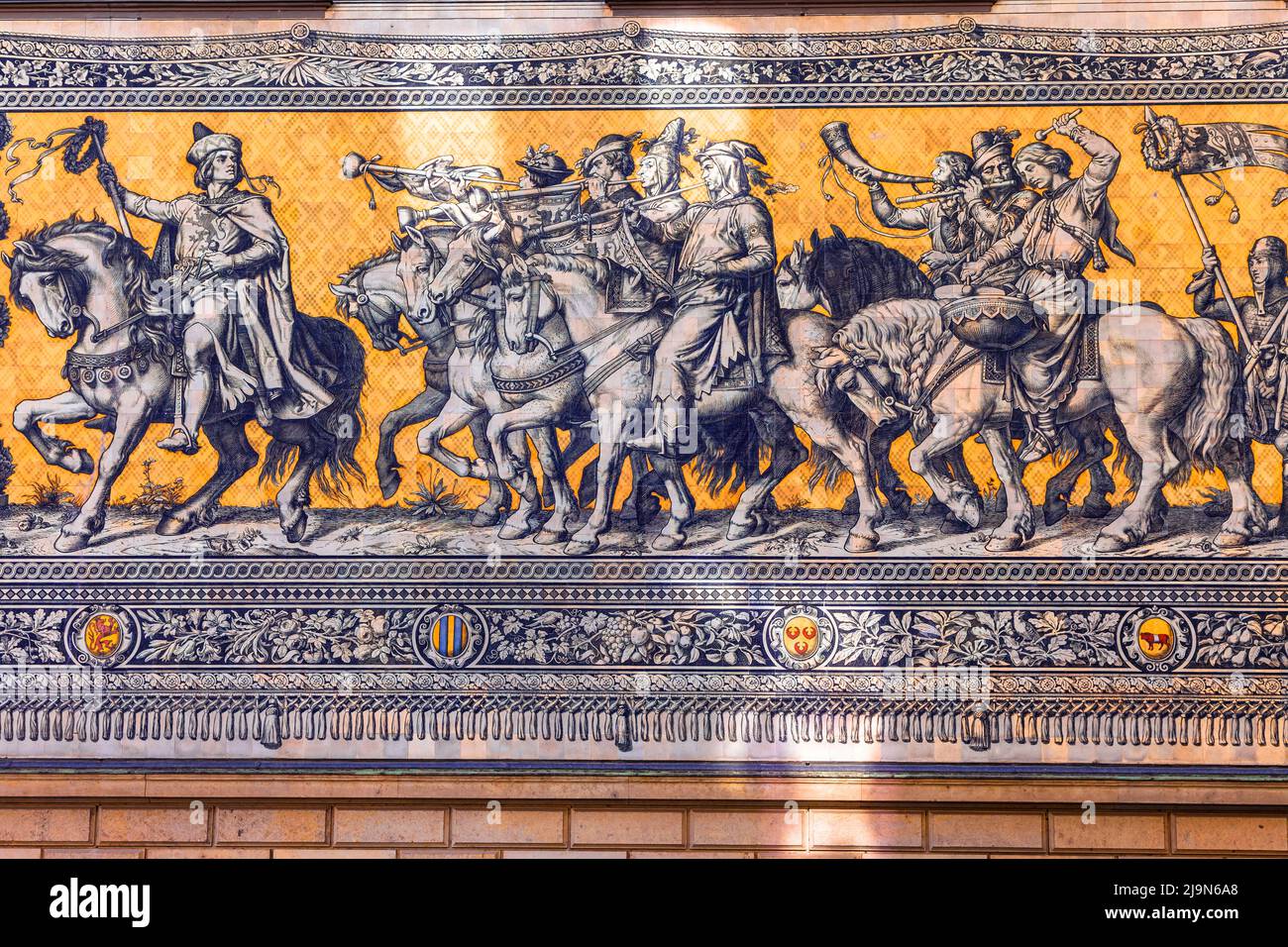 Dresde, Allemagne. Partie du mur - procession des princes(Fuerstenzug).il est connu comme la plus grande œuvre d'art en porcelaine dans le mot Banque D'Images