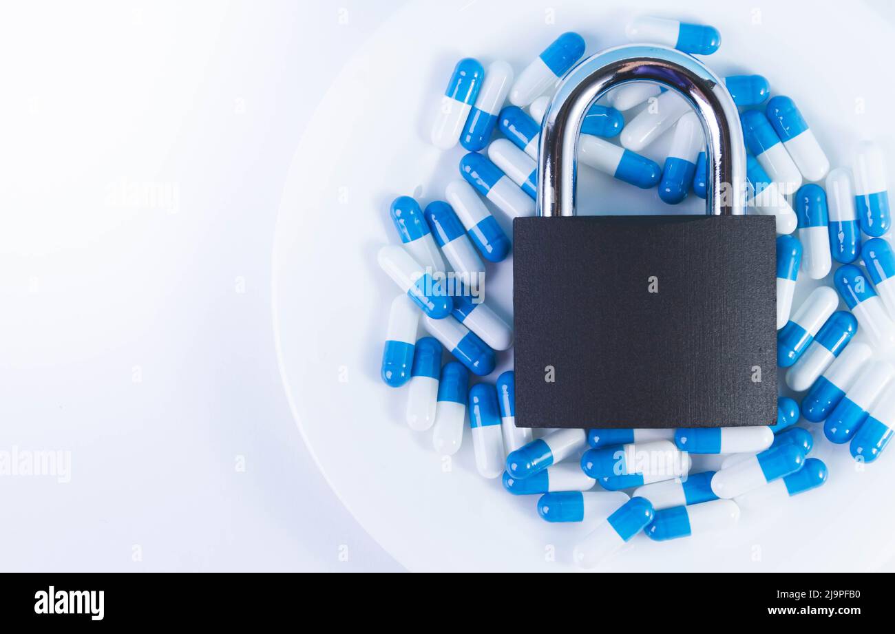 L'interdiction de prendre des médicaments pour la perte de poids. Restriction sur l'importation de pilules de perte de poids. Fermeture des médicaments. Contre-indications pour le traitement. Banque D'Images