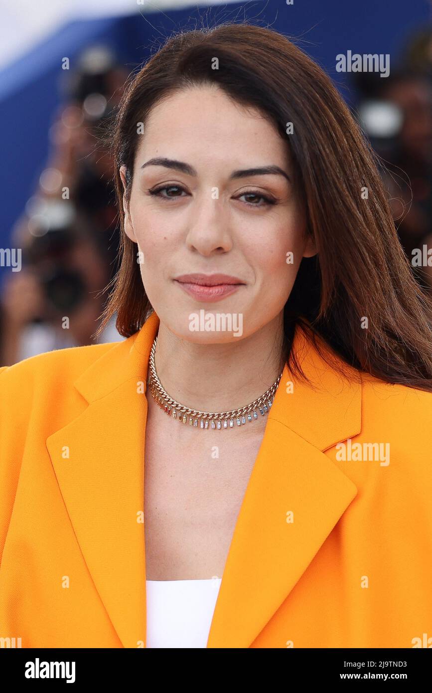 sofia-essaidi-participe-au-photocall-pour-la-nostalgie-lors-du