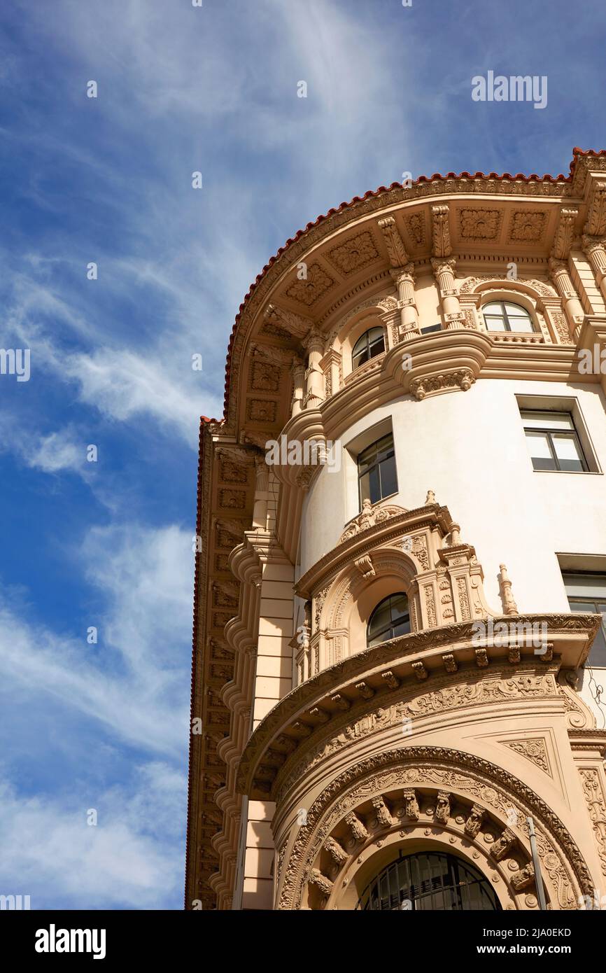 Un bâtiment d'architecture de style colonial dans le vieux fût de Montevideo, Uruguay. Banque D'Images