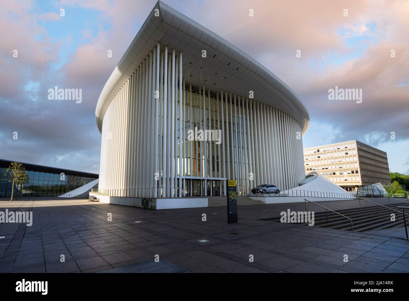 Luxembourg, mai 2022. Vue détaillée du bâtiment Philharmonie Luxembourg dans le centre-ville Banque D'Images