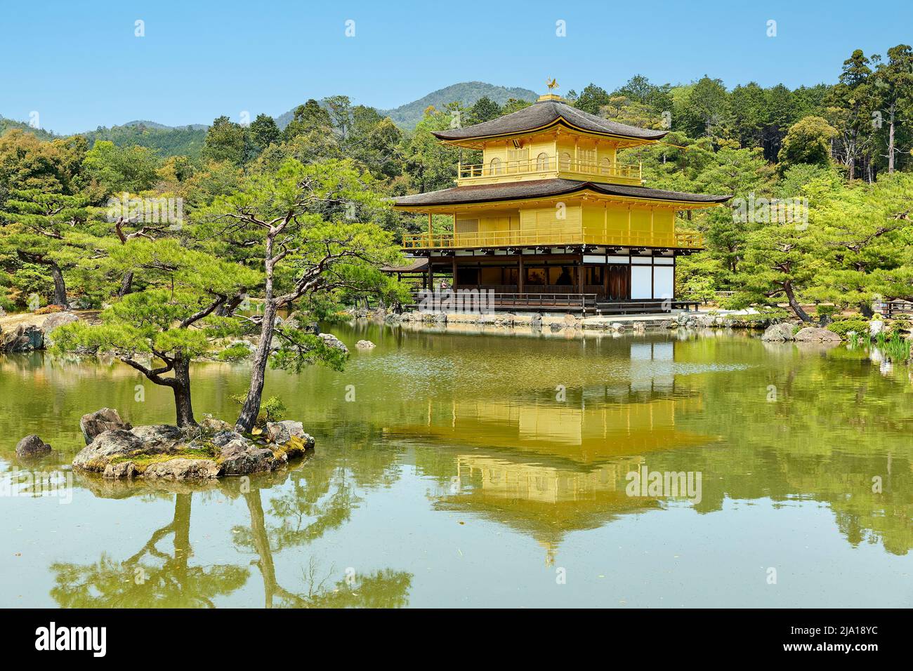 Japon. Kyoto. Temple Kinkaku-ji (le Pavillon d'or) Banque D'Images