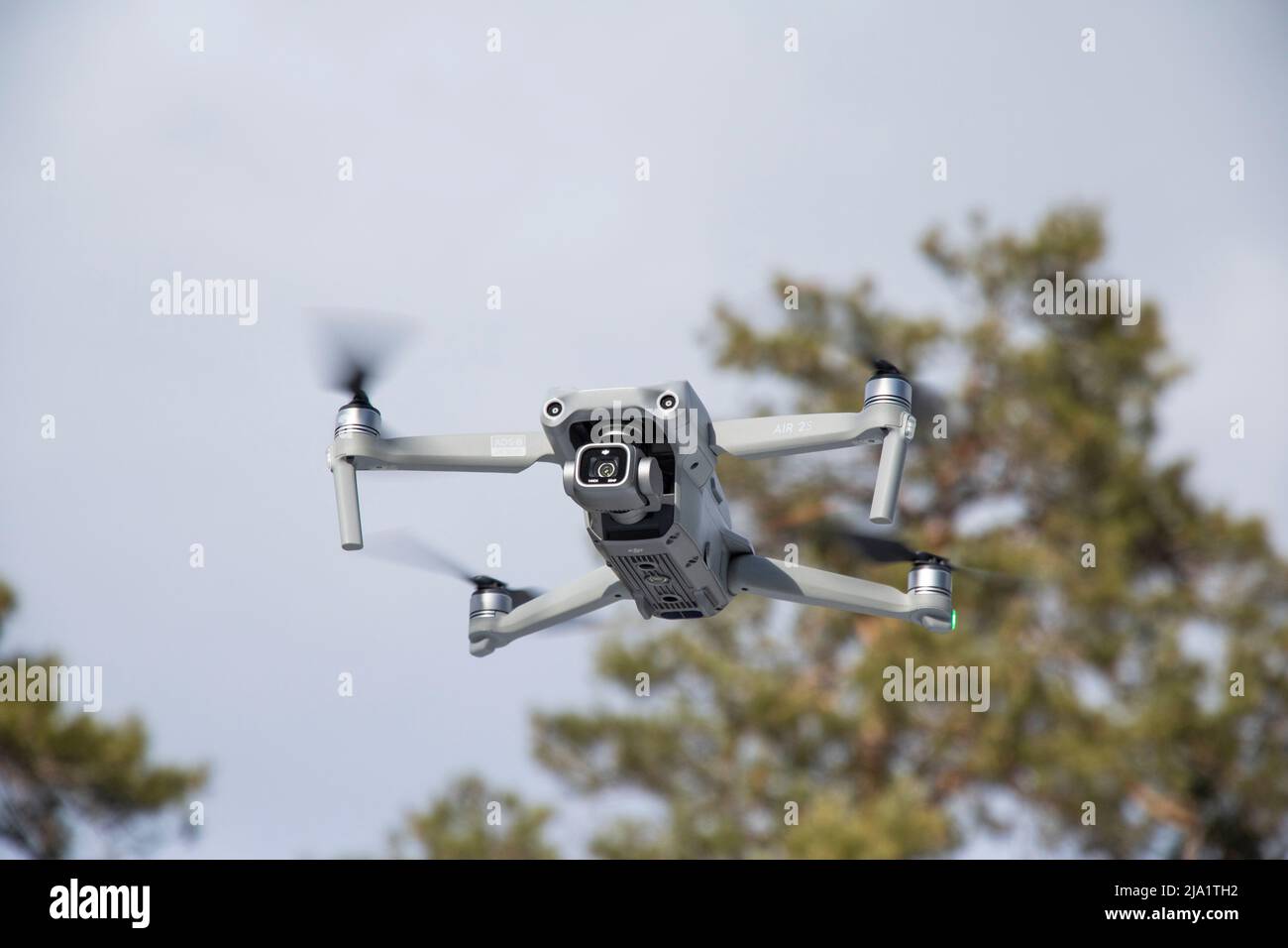 DDJI Air 2S drone en vol Banque D'Images