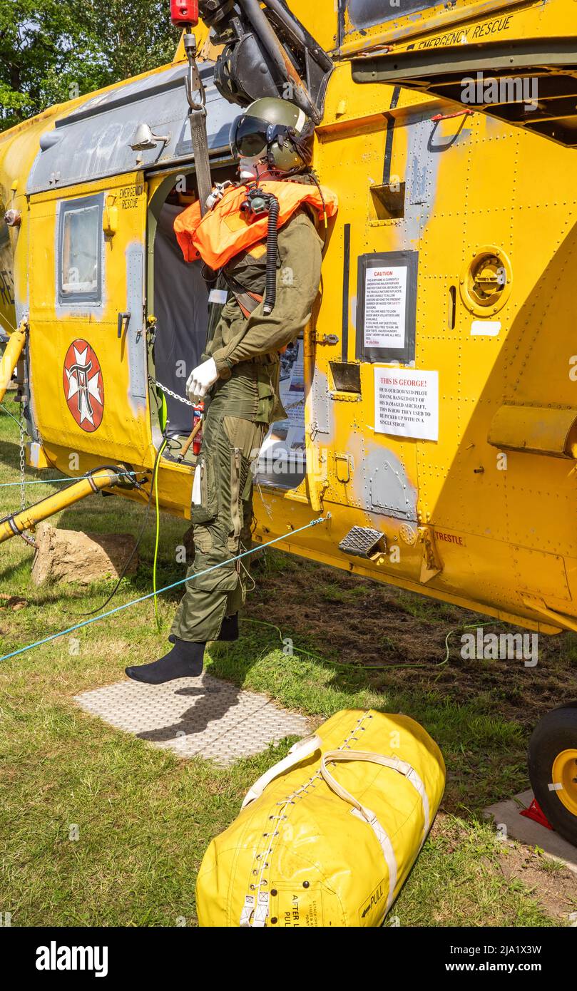 Norwich, Norfolk, Royaume-Uni – mai 22 2022. L'hélicoptère de sauvetage Westfield est exposé au public Banque D'Images