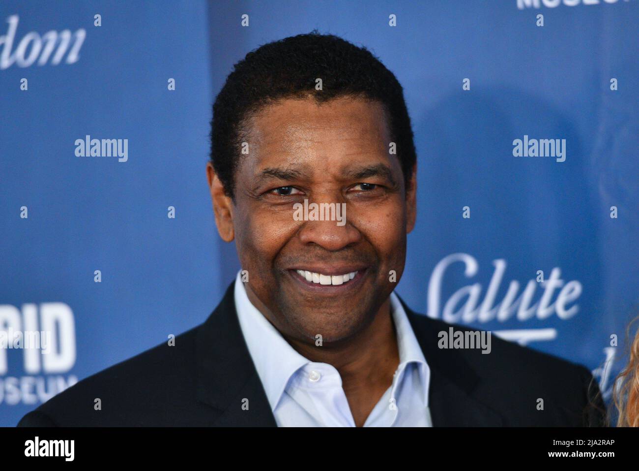 Denzel Washington assiste au Gala de la liberté du Musée de la mer, de l'air et de l'espace d'Intrepid en 2022 au Musée de la mer, de l'air et de l'espace d'Intrepid le 26 mai 2022 à New Yor Banque D'Images