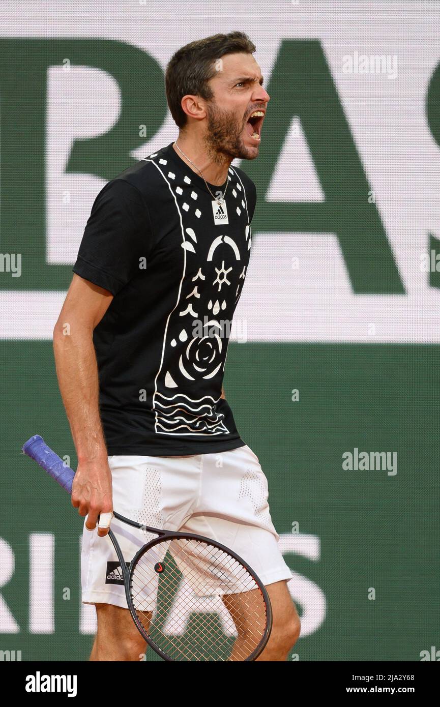 Paris, France. 26 mai 2022, Gilles Simon de France pendant le cinquième jour de Roland Garros le 26 mai 2022 à Paris, France. Photo de Laurent Zabulon/ABACAPRESS.COM Banque D'Images