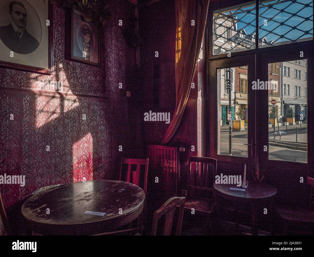 Pub 'Alchemia' na Placu Nowym na Krakowskim Kazimierzu. Banque D'Images