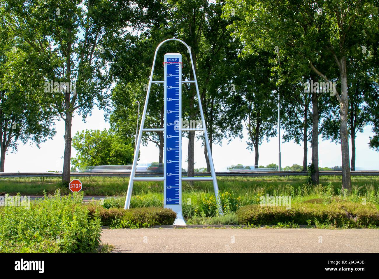 Statue à Nieuwerkerk aan den IJssel pour le point le plus bas des pays
