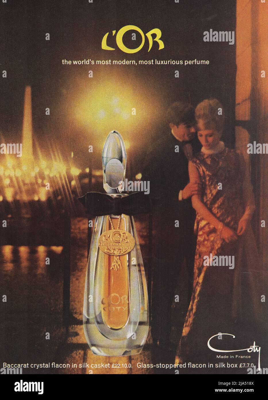 Bouteille de parfum Coty l'or publicité papier vintage 1960s 1970s Banque D'Images