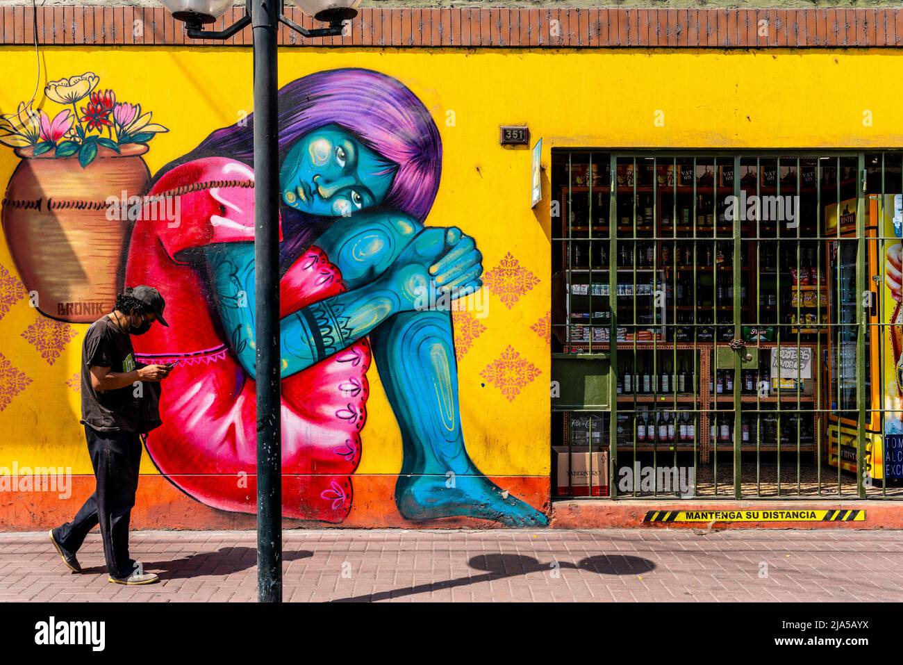 Graffiti coloré/Street Art, Barranco District, Lima, Pérou. Banque D'Images