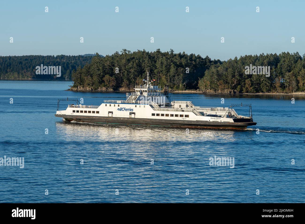 Victoria (Colombie-Britannique) Canada - 14 avril 2021 : BC Ferries, baie Swartz, sud des îles Gulf, détroit de Georgia. Banque D'Images