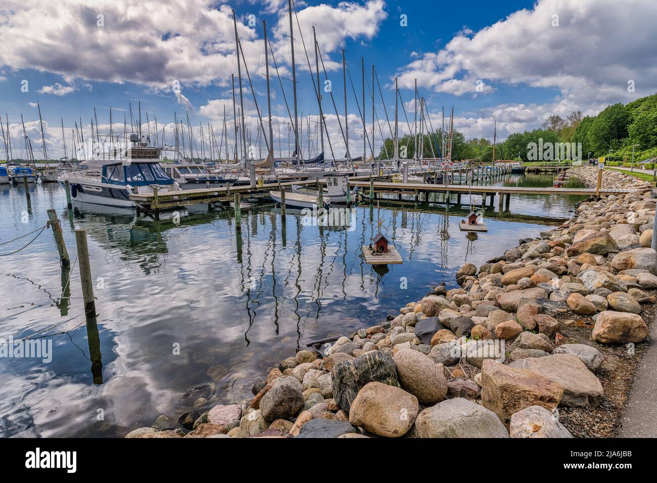 Port de plaisance de Hoerevov sur le sentier de randonnée de Gendarmstiern au Danemark Banque D'Images