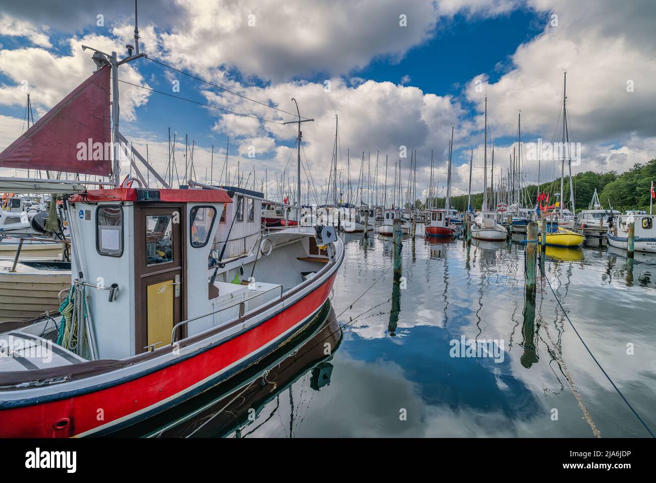 Port de plaisance de Hoerevov sur le sentier de randonnée de Gendarmstiern au Danemark Banque D'Images