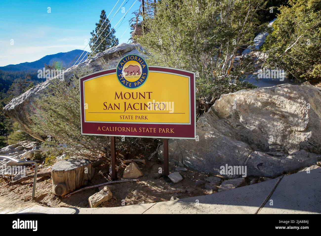 Entrée au mont San Jacinto, panneau du parc national de Californie. Panneaux d'affichage d'informations, Palm Springs, CA, États-Unis Banque D'Images