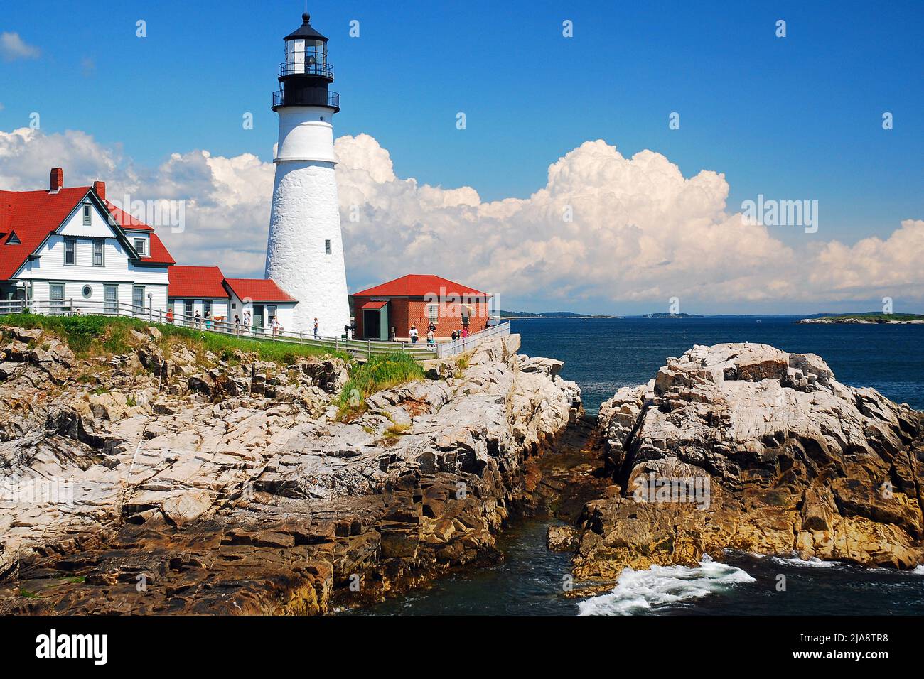 Phare de Portland Head par une belle journée ensoleillée Banque D'Images