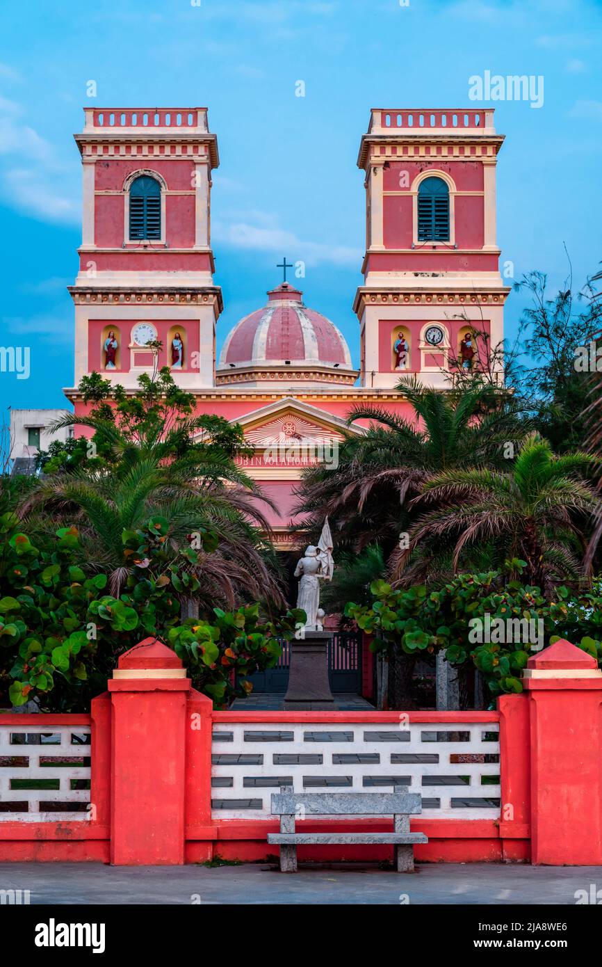 église de Pondichéry, Inde du Sud Banque D'Images