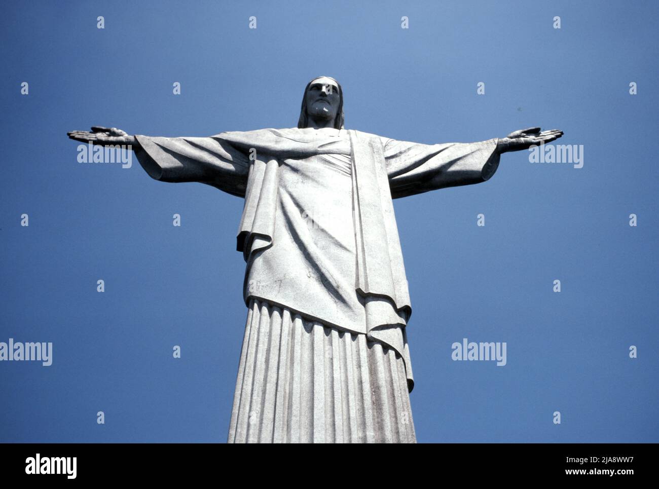 Christ Rédempteur, statue Art Déco de Jésus-Christ, au sommet du Corcovado à Rio de Janeiro, Brésil 1980 Banque D'Images
