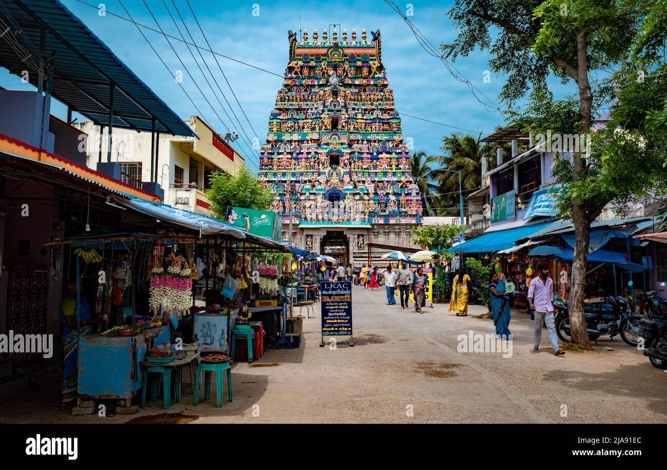 Temple indien. Grande architecture hindoue dans le temple Gangaikonda Chola Puram, Inde du Sud. Banque D'Images