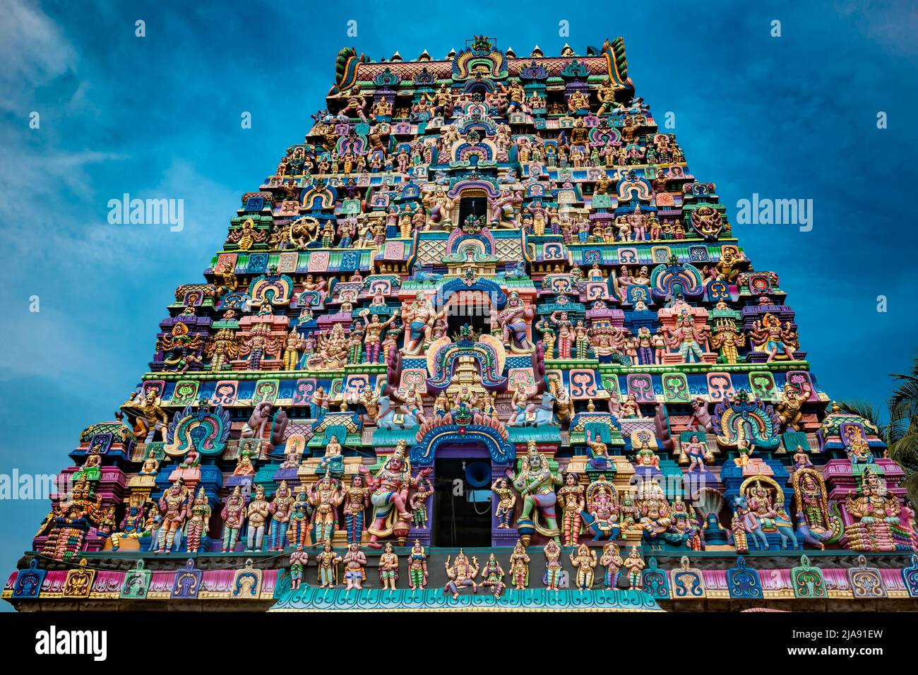Temple indien. Grande architecture hindoue dans le temple Gangaikonda Chola Puram, Inde du Sud. Banque D'Images