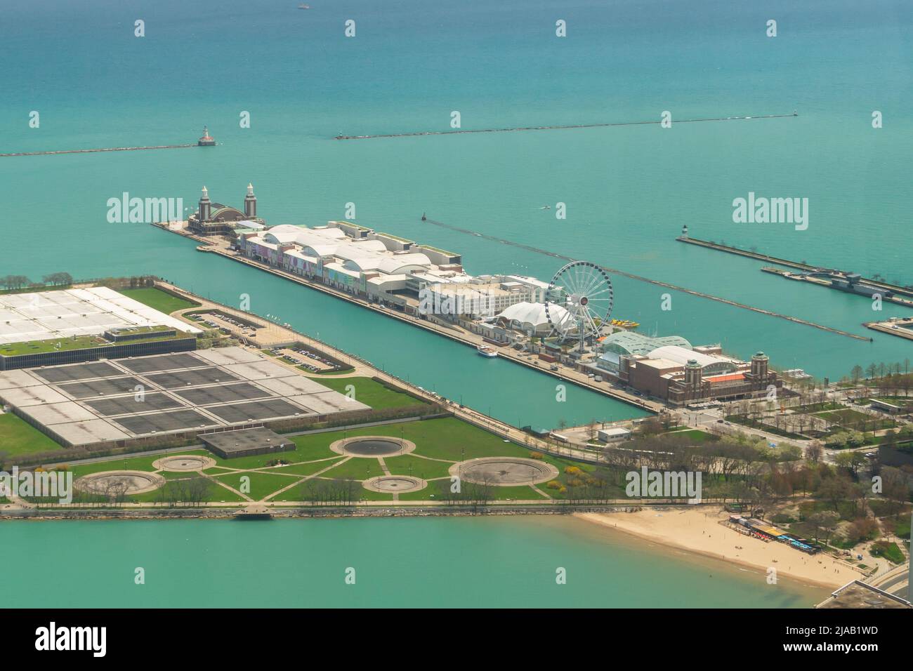 Vue sur Chicago Navy Pier depuis altitude, il, États-Unis Banque D'Images