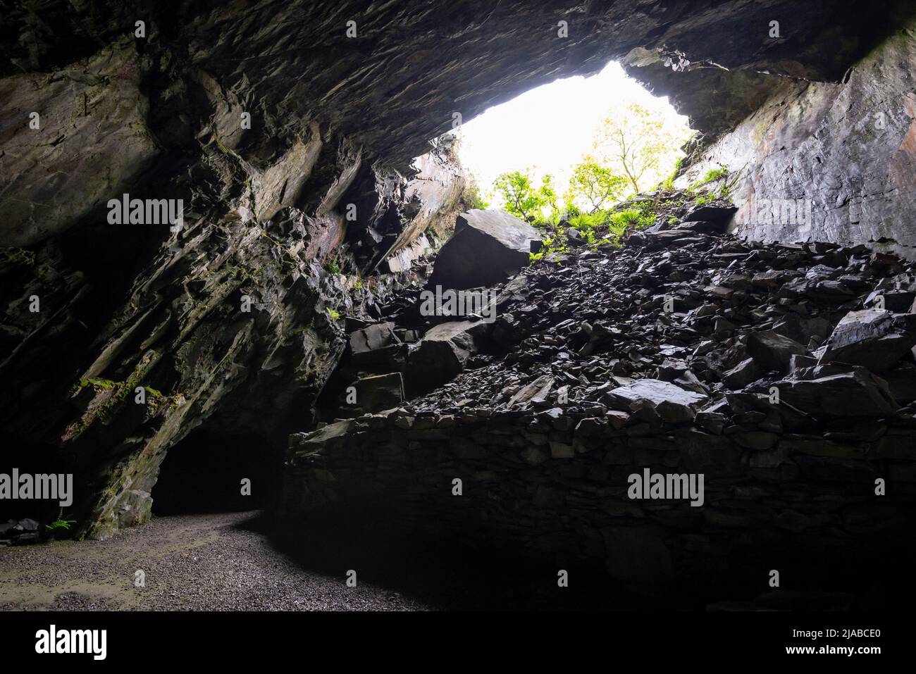 Grottes de Llanfair Slate près de Harlech, dans le nord du pays de Galles. Une fascinante attraction touristique historique avec des visites autoguidées sous terre. Banque D'Images