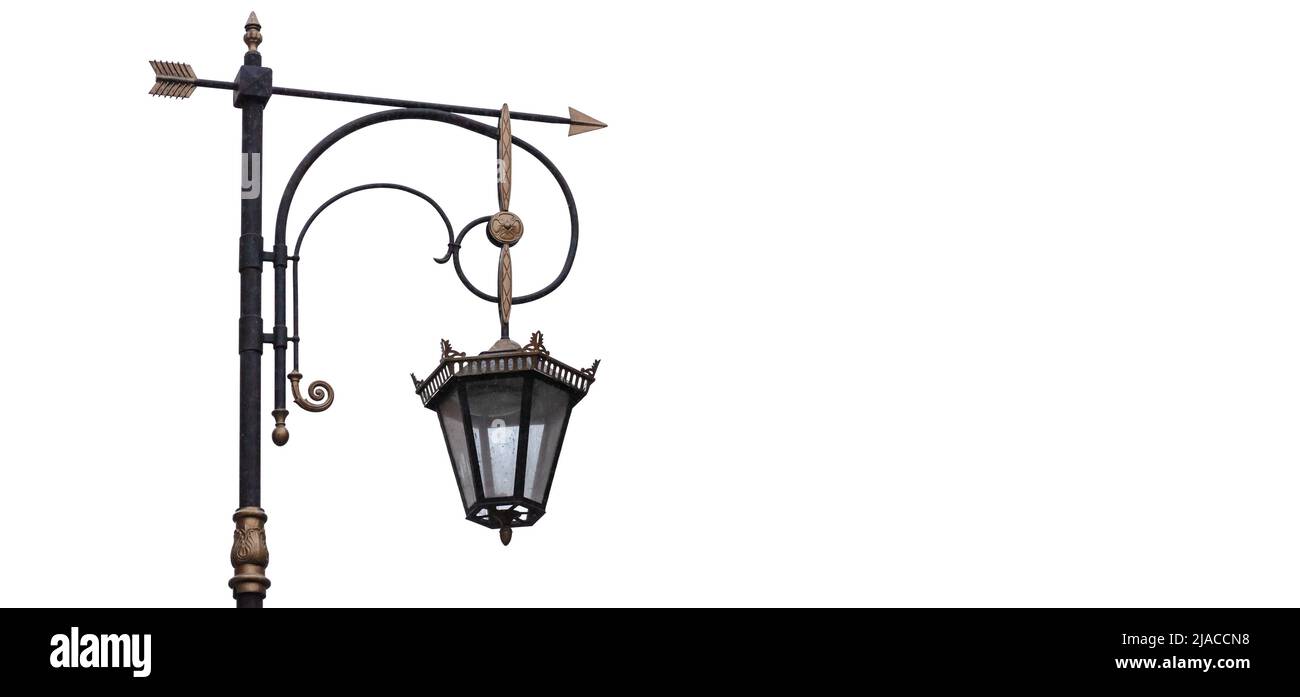 Lumière de rue vintage isolée sur blanc. Saint-Pétersbourg, Russie Banque D'Images