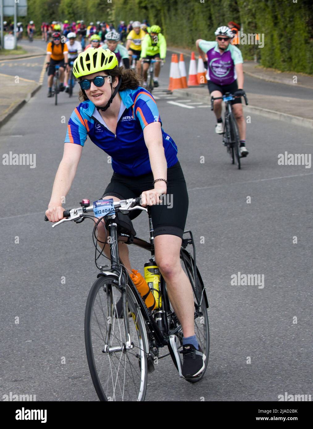 Participants concurrents Charity Cycling Event RideLondon Fyfield Essex Banque D'Images