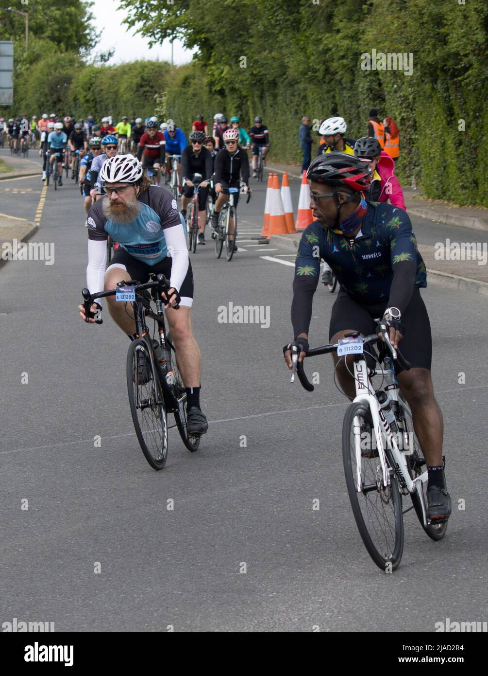 Participants concurrents Charity Cycling Event RideLondon Fyfield Essex Banque D'Images