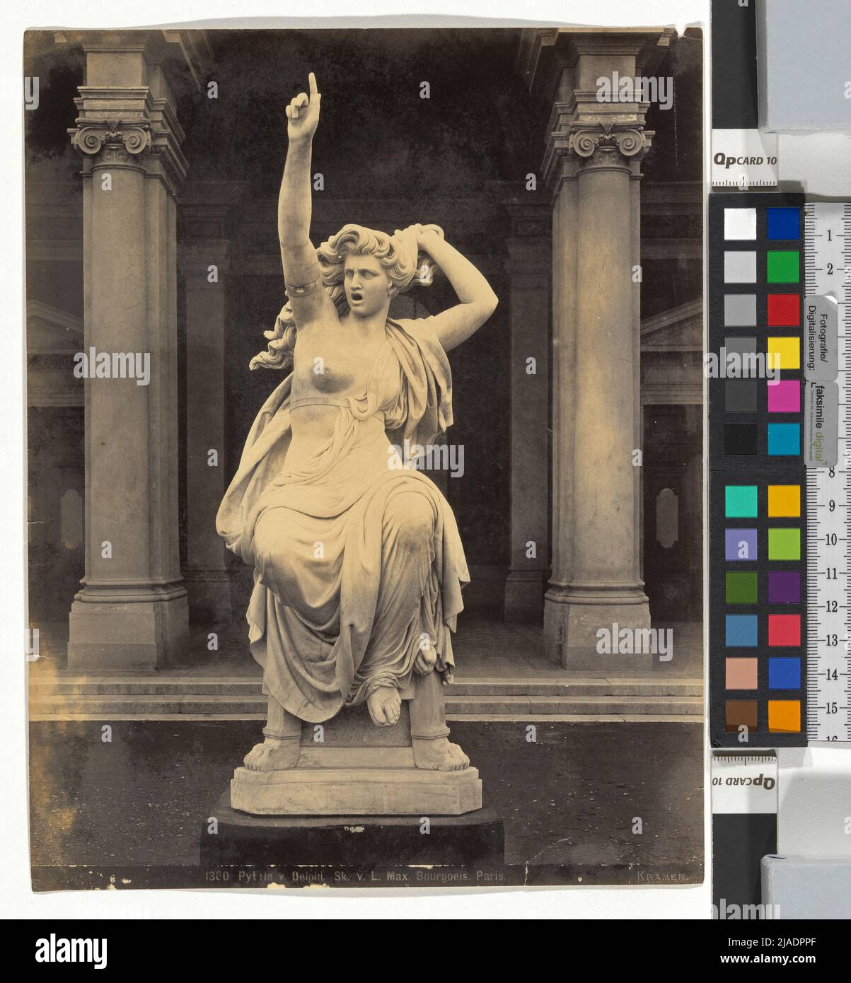 Exposition universelle 1873: 'Pythia von Delphes', sculpture de Maximilien Louis Bourgeois, Paris (No 1300). Oscar Kramer (1835-1892), photographe, Association viennoise de photographes, maison d'édition Banque D'Images