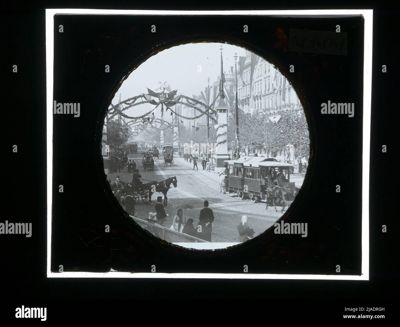 Le parking au décor festif (exposition universelle 1873). Association viennoise de photographes, maison d'édition Banque D'Images