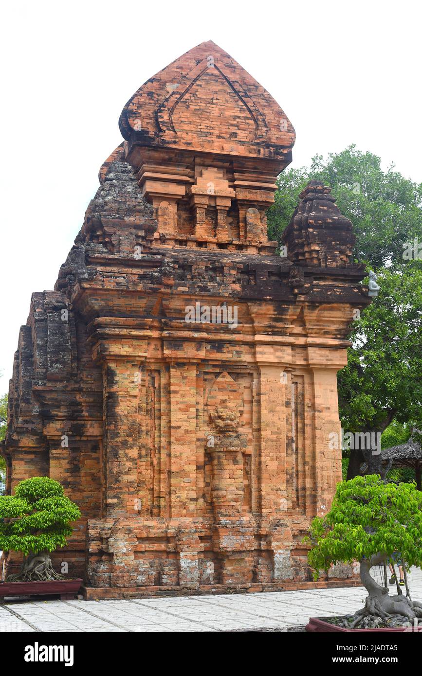 Nha Trang, Vietnam - 26 mai 2022 : temple de po Nagar dans la ville de Nha Trang Vietnam Banque D'Images