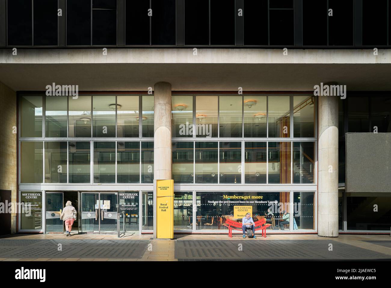 Royal Festival Hall, South Bank, Londres, Angleterre. Banque D'Images