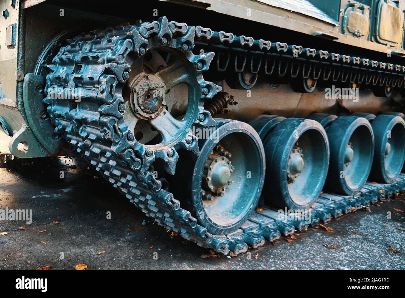 Chenilles du réservoir. Caterpillar, réservoir militaire, gros plan Banque D'Images