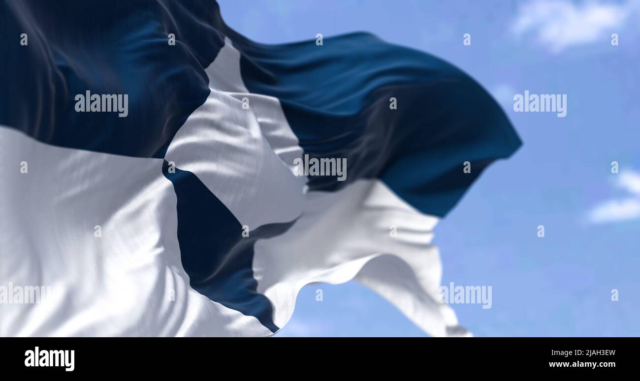 Le drapeau de l'Antarctique ou le drapeau vrai Sud agitant dans le vent. C'est le seul pavillon de l'Antarctique officiellement reconnu par les membres du Traité sur l'Antarctique Banque D'Images