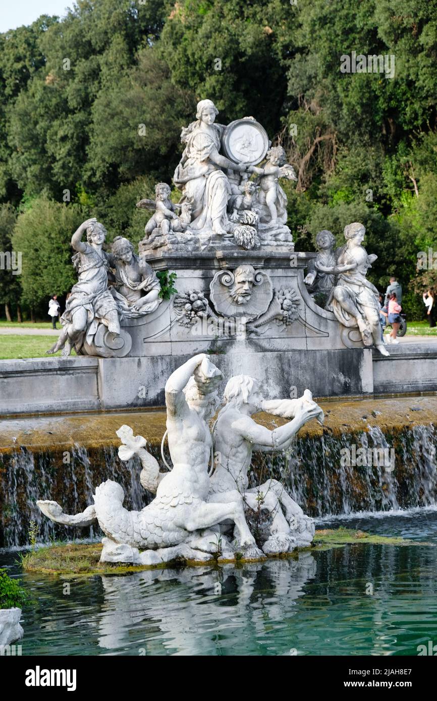 La Fontaine de Cérès, dans le magnifique parc du Palais Royal de Caserta. Banque D'Images