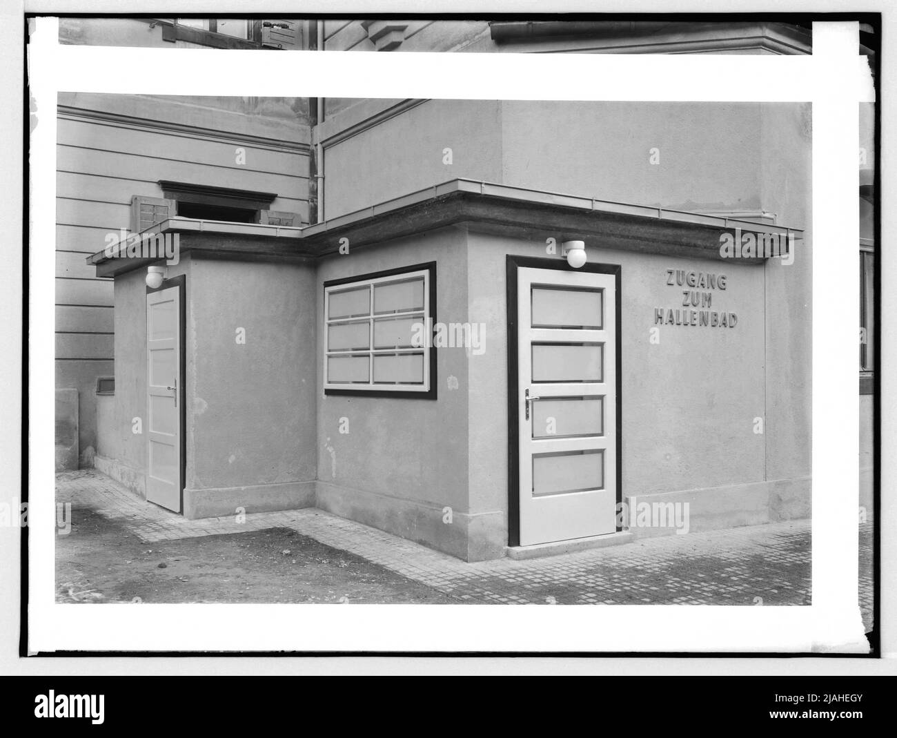 Piscine intérieure du Südbahnhotel Semmering: Entrée (Architectes: Emil Hoppe et Otto Schönthal) Banque D'Images