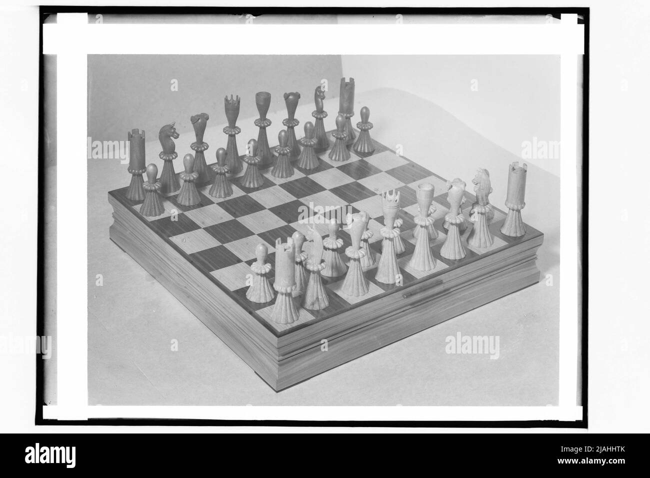 Échiquier avec figures d'échecs Banque D'Images